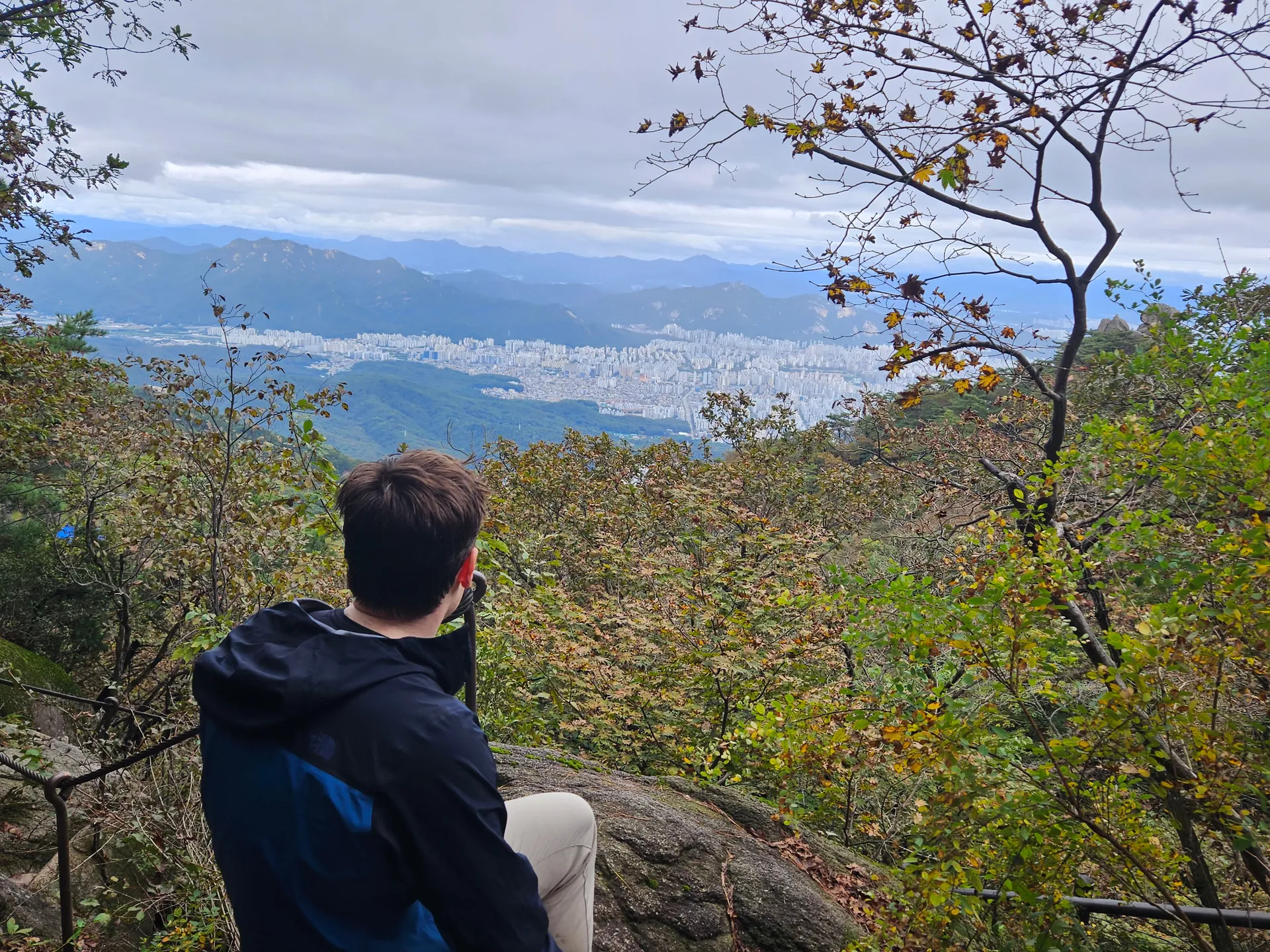 Travel photos from Week 3: Oct 10 - Oct 16: Hiking, Museums and Meeting New People. 8