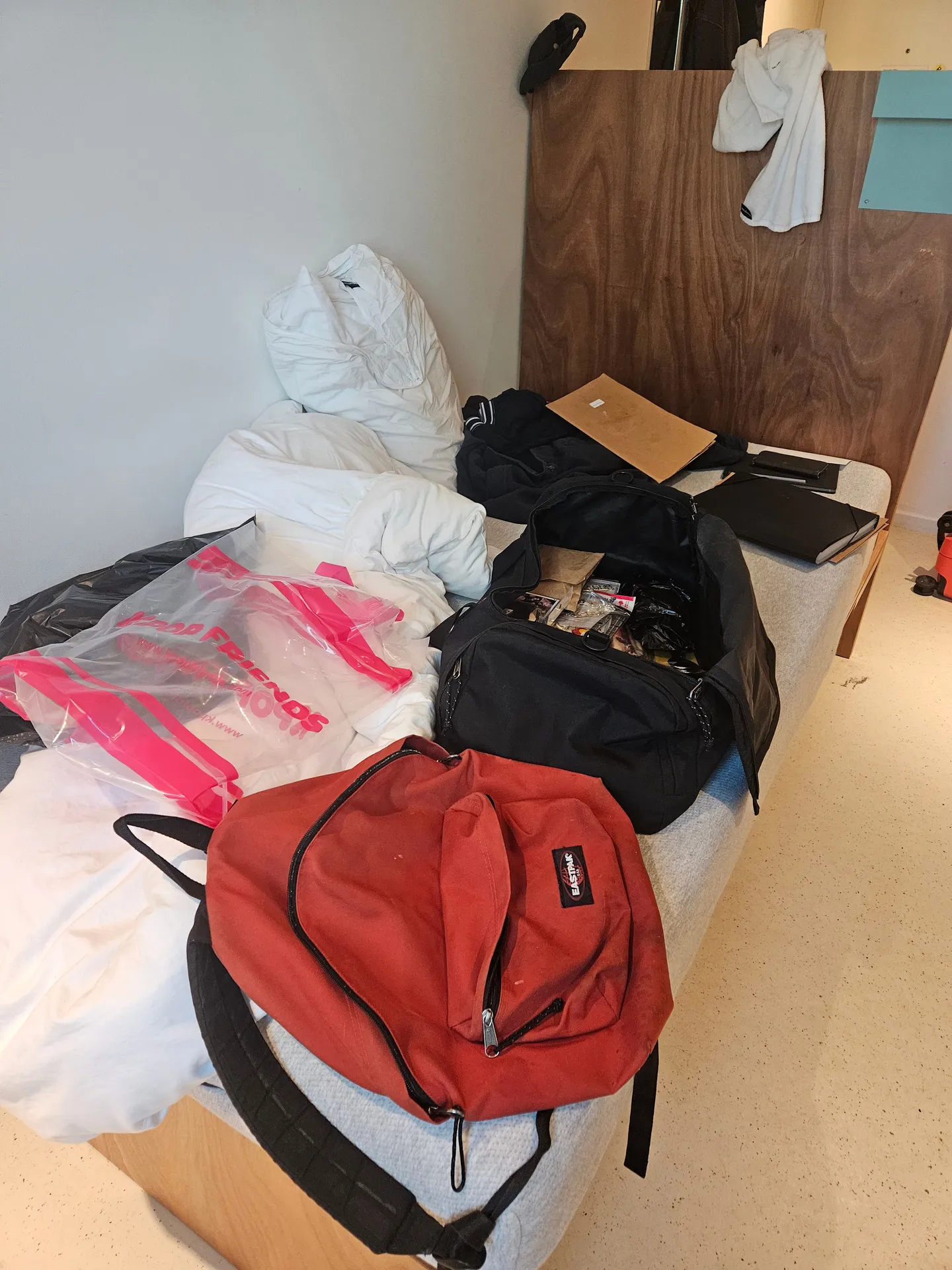Travel photos from Week 8: Nov 14 - Nov 20: Packing, Traveling and Final Goodbyes 11
