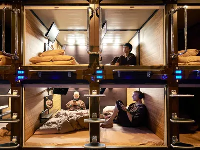 capsule-hotel